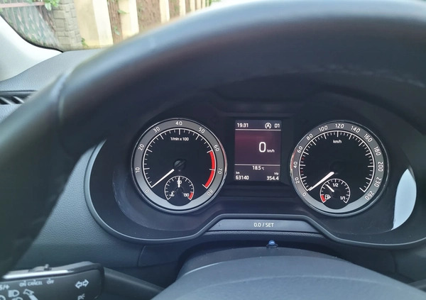 Skoda Octavia cena 78000 przebieg: 63000, rok produkcji 2018 z Rzeszów małe 46
